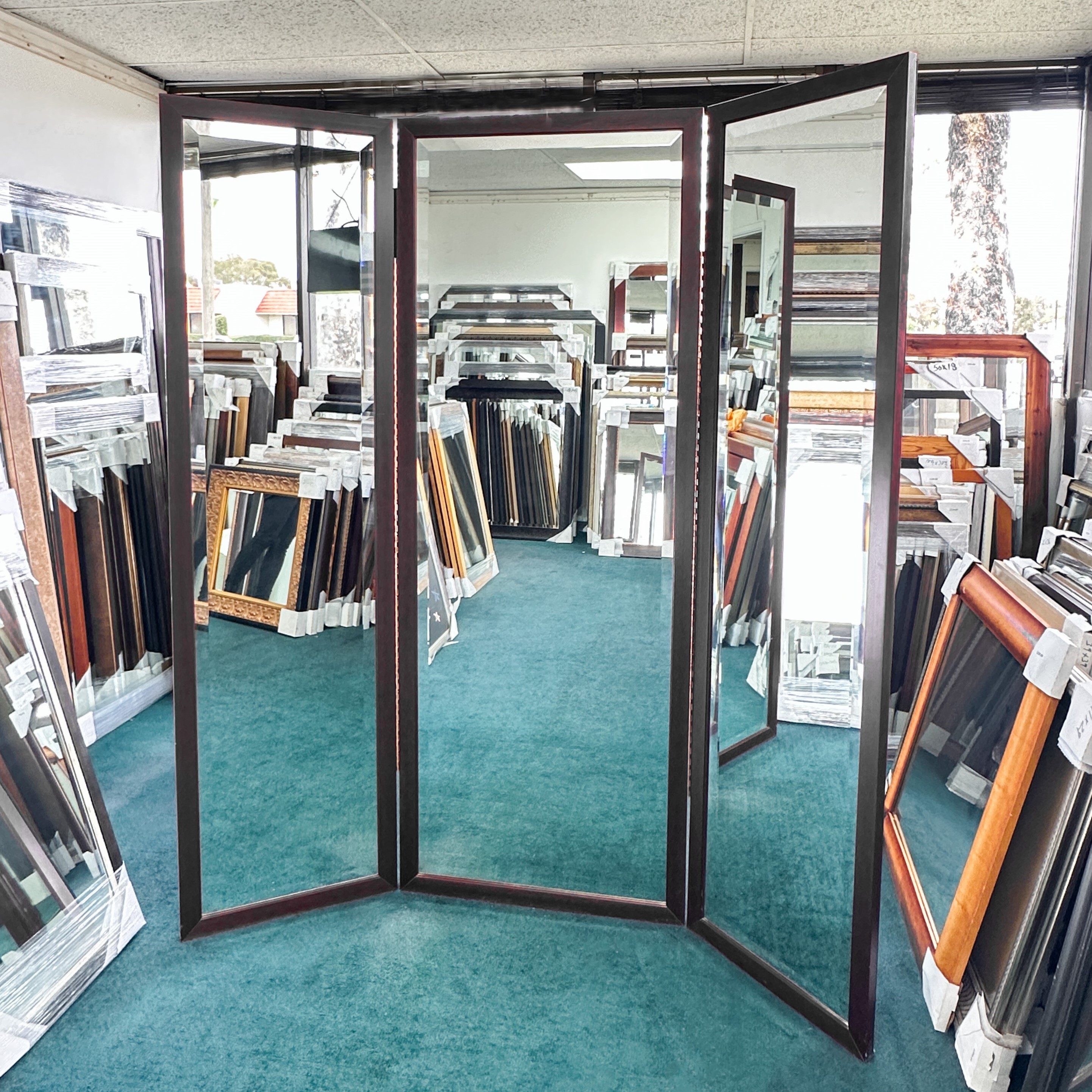 WM1800 TEMPLATE Custom Three Panel Mirrors